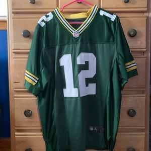 Aaron Rodgers jersey size medium